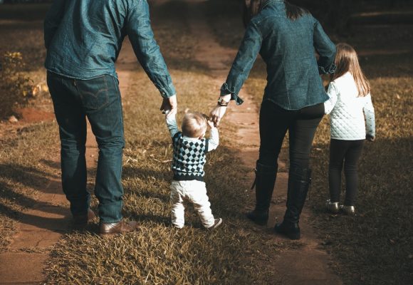 Bağ Kurmak ve İnsan: İnsanlar Neden Bağ Kurmak İster?